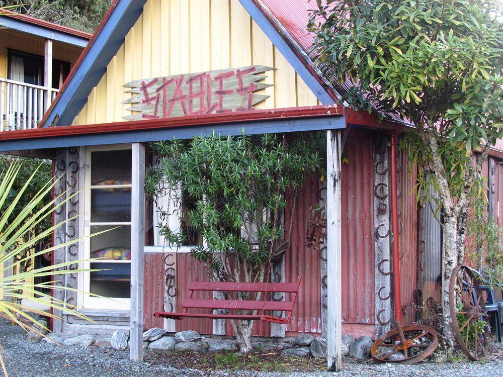 Chateau Backpackers & Motels Franz Josef Exterior photo
